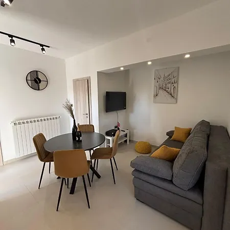 Apartment Elegant Near Pula & Brijuni-apartment Adignan *