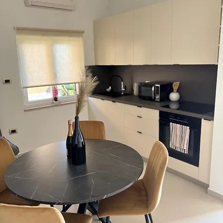 Elegant Near Pula & Brijuni-apartment Adignan